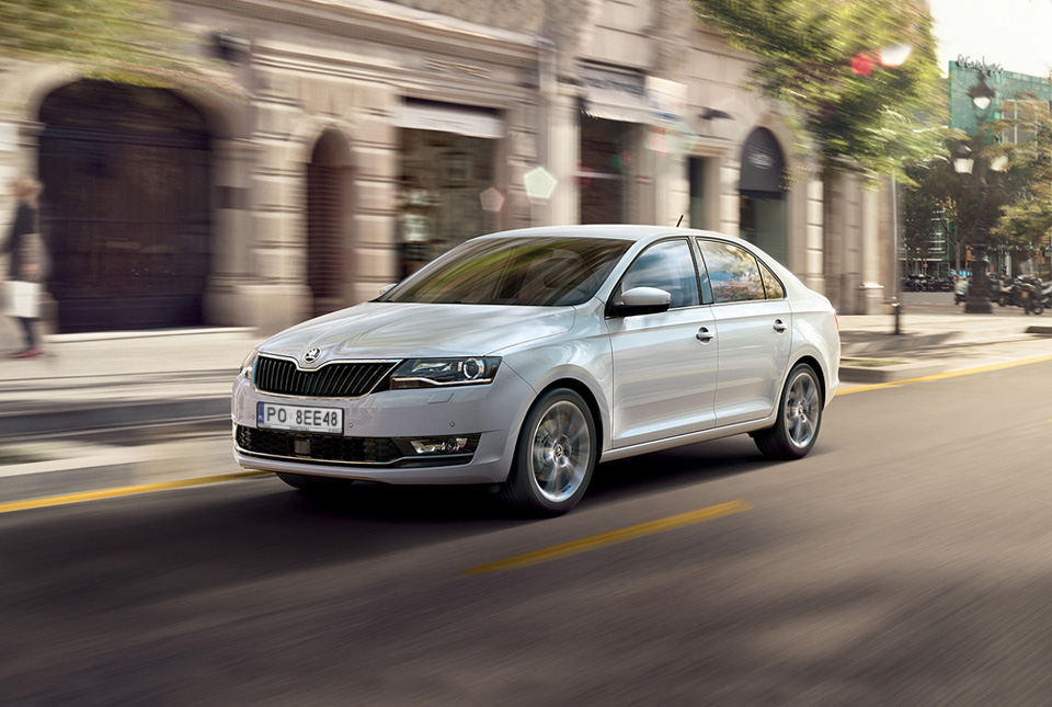 Škoda Rapid na drodze