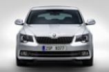 ŠKODA Superb: imponujący awans do ścisłej czołówki!